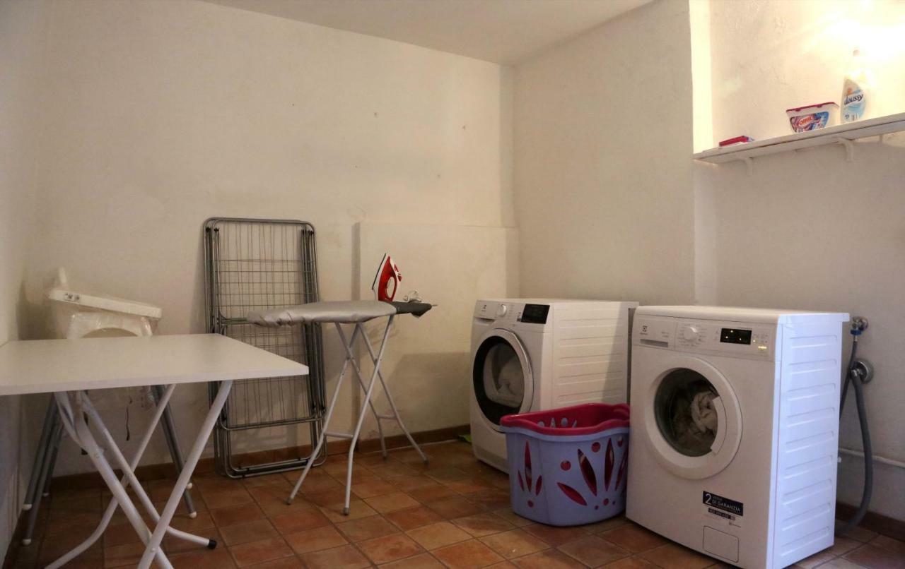 Trifulhouse Holiday Apartments 알바 외부 사진
